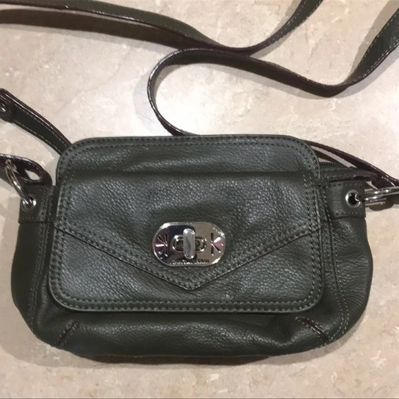 Isaac Mizrahi Handbags - Isaac Mizrahi Olive Green Genuine Leather Envelope Crossbody Mini Christmas